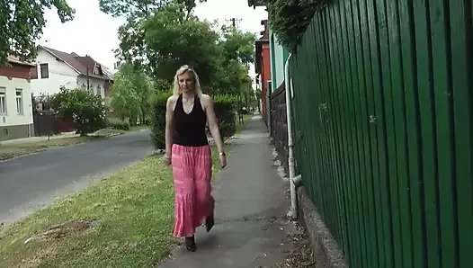 sarışın milf ile sevimli amcık suffering the whip