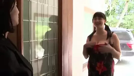büyük memeli kız bakıcısı ve milf iyi eğlenceler