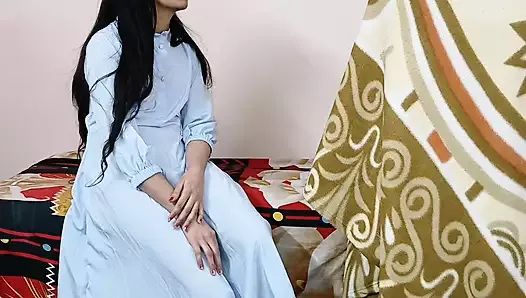 sarkari hastanesi ki hemşire gao wale ne chodi