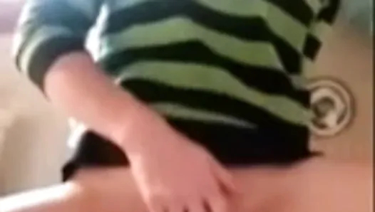 alice kendini anal sevden 1