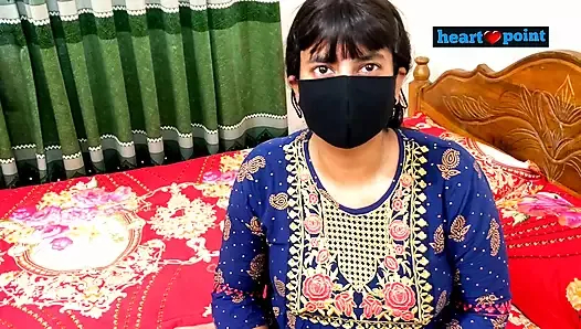 18+ çalışan kız evde sikişiyor
