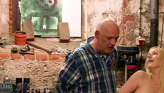 2 saat - azgın Alman fahişeleri - genç ve yaşlı... seni sikip izleyebilir... iyi eğlenceler DVD