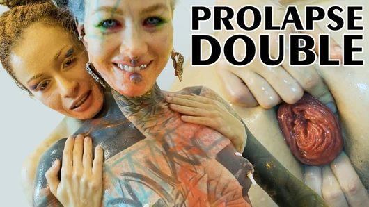 Anuskatzz ve Stacy Bloom bazı anal fisting keyfini çıkarın