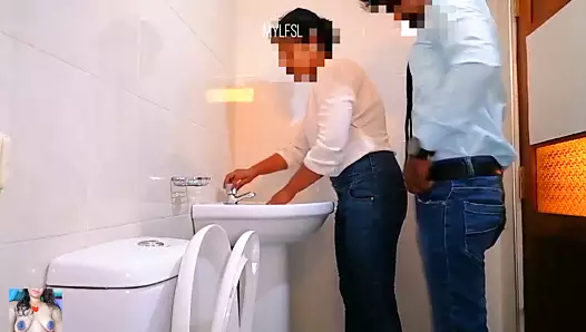 hızlı sikiş ile benim ofis ateşli seksi kız içinde the ofis banyo